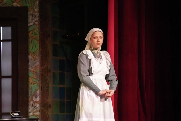 Васса Железнова Московского художественного академического театра им. Горького на сцене Госдрамтеатра Южной Осетии - Sputnik Южная Осетия