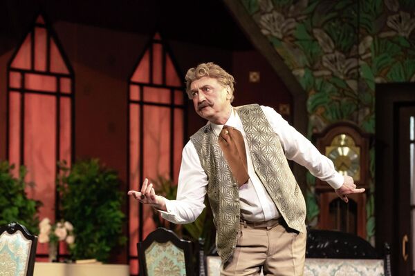 Васса Железнова Московского художественного академического театра им. Горького на сцене Госдрамтеатра Южной Осетии - Sputnik Южная Осетия