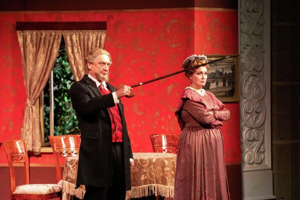 Не все коту масленица Московского художественного академического театра им. Горького на сцене Госдрамтеатра Южной Осетии - Sputnik Южная Осетия