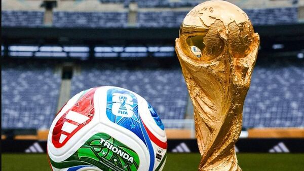 Мяч и кубок ЧМ-2026  - Sputnik Южная Осетия