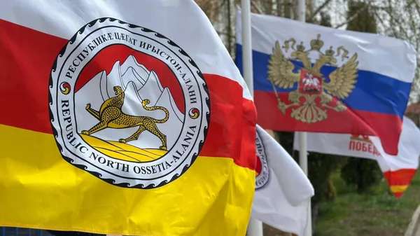 В Цхинвале открыли памятник участнику ВОВ Николаю Габараеву в рамках проекта Победили вместе - Sputnik Южная Осетия