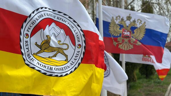 В Цхинвале открыли памятник участнику ВОВ Николаю Габараеву в рамках проекта Победили вместе - Sputnik Южная Осетия
