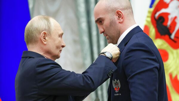 Встреча президента Владимира Путина со спортсменами и представителями Федерации бокса России - Sputnik Южная Осетия