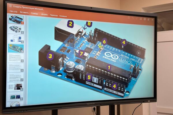 В Цхинвале прошел мастер‑класс по Arduino для учителей информатики - Sputnik Южная Осетия