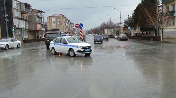 Автомобиль ГИБДД на улице в Цхинвале  - Sputnik Южная Осетия