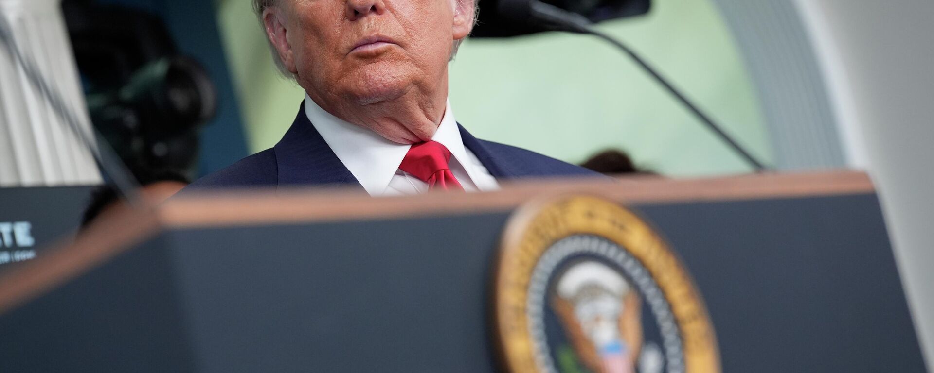 Выступление президента США Д. Трампа - Sputnik Южная Осетия, 1920, 26.04.2026