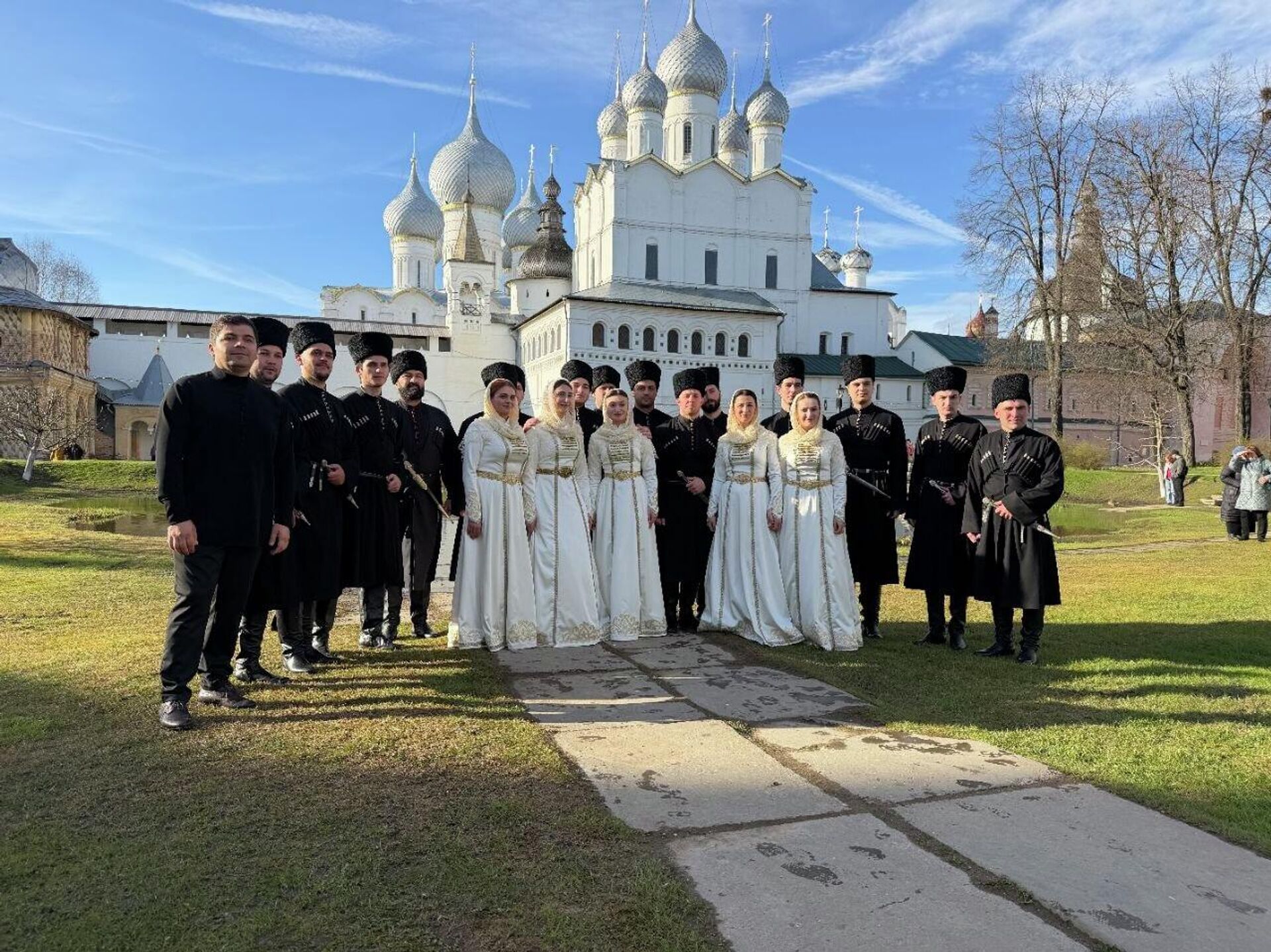 Государственный хор осетинской национальной песни при Президенте РЮО в Ярославской области - Sputnik Южная Осетия, 1920, 26.04.2026