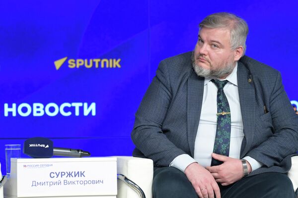 Пресс-показ фильма День Победы в Прибалтике: вчера, сегодня, завтра - Sputnik Южная Осетия