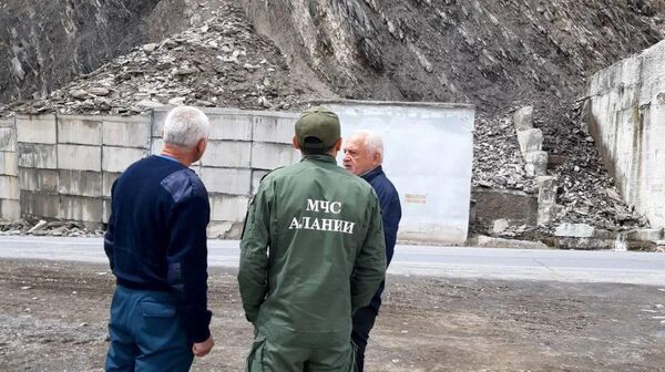 Спасатели проведут мониторинг аварийного склона на Транскаме после схода селя - Sputnik Южная Осетия