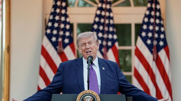 Президент США Дональд Трамп во время выступления в Белом доме в Вашингтоне - Sputnik Южная Осетия