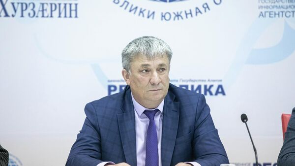 Пресс-конференци паддзахадон мыхуыр ӕмӕ информацийы комитеты - Sputnik Хуссар Ирыстон