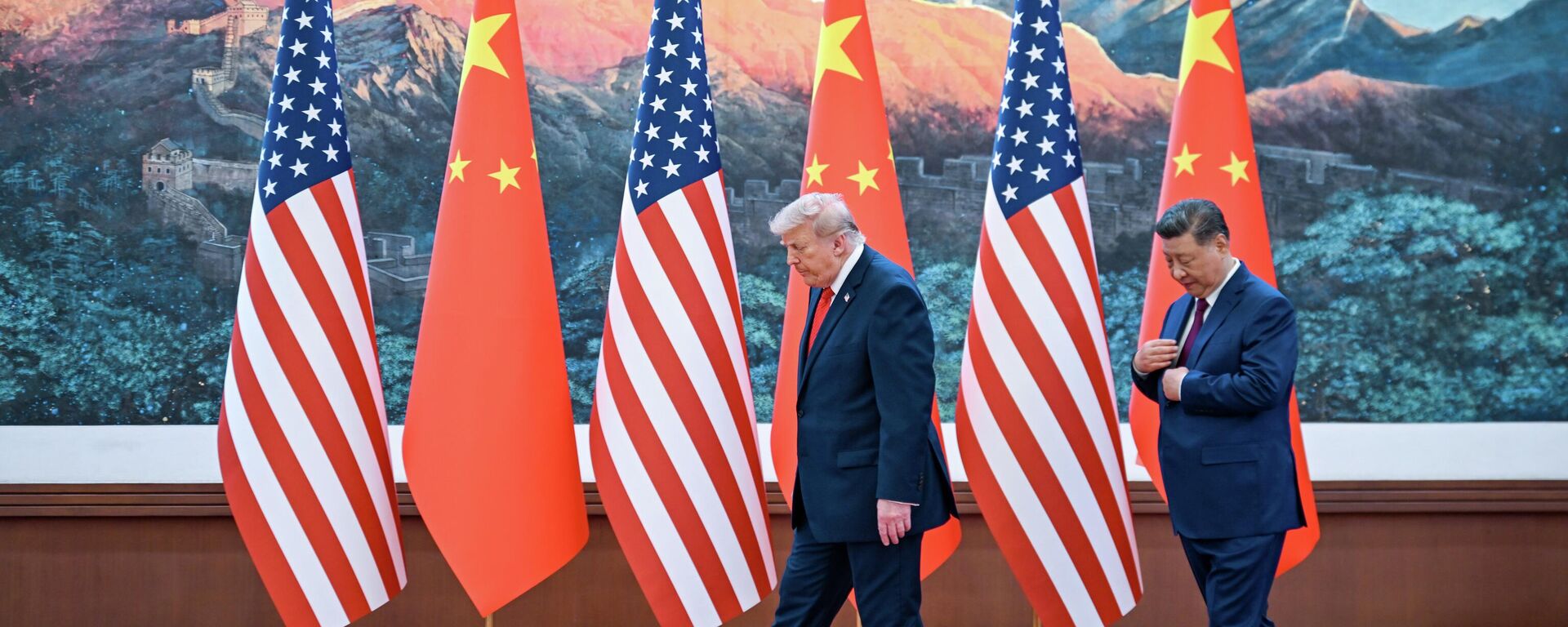 Дональд Трамп и Си Цзиньпин - Sputnik Южная Осетия, 1920, 15.05.2026