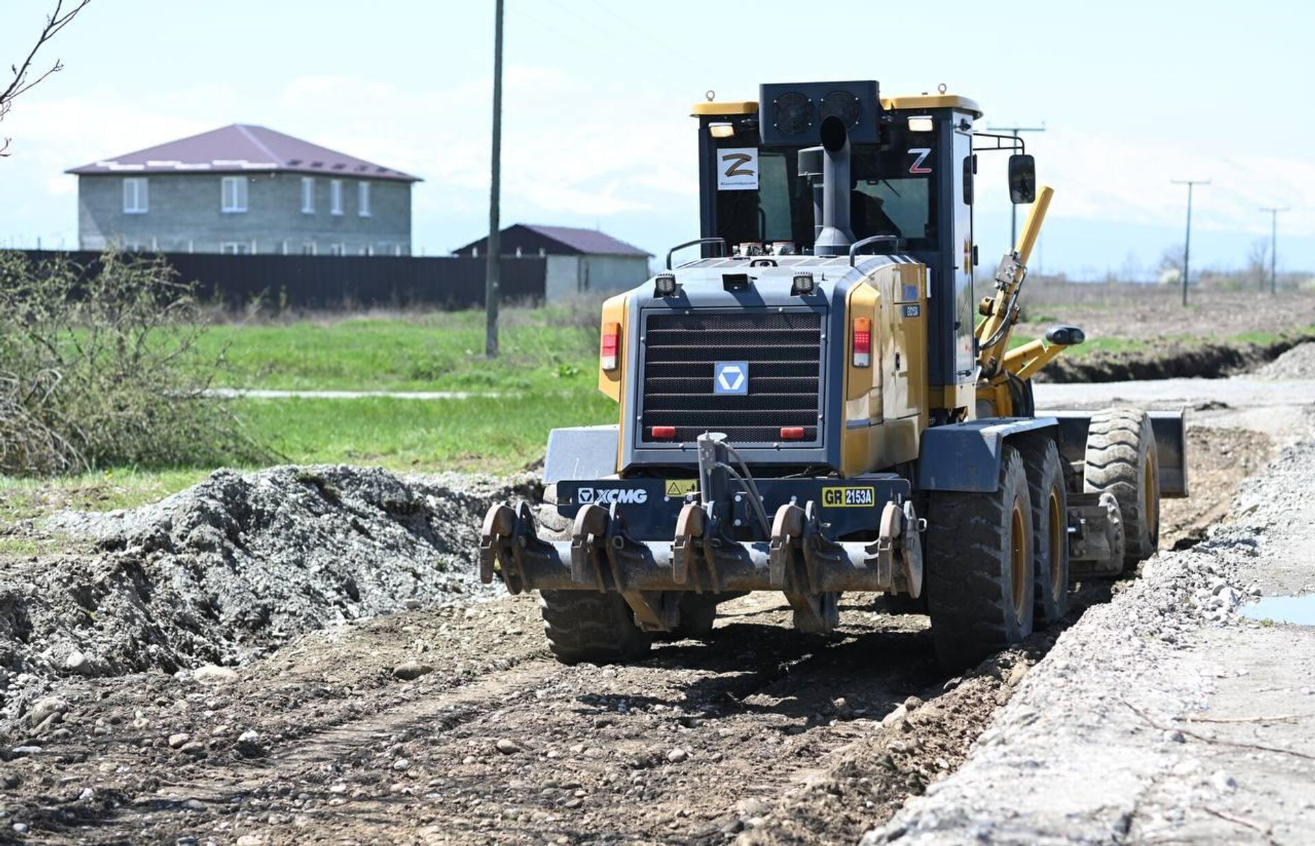Работы по расширению дороги Владикавказ - Лексен 2 - Sputnik Южная Осетия, 1920, 18.05.2026