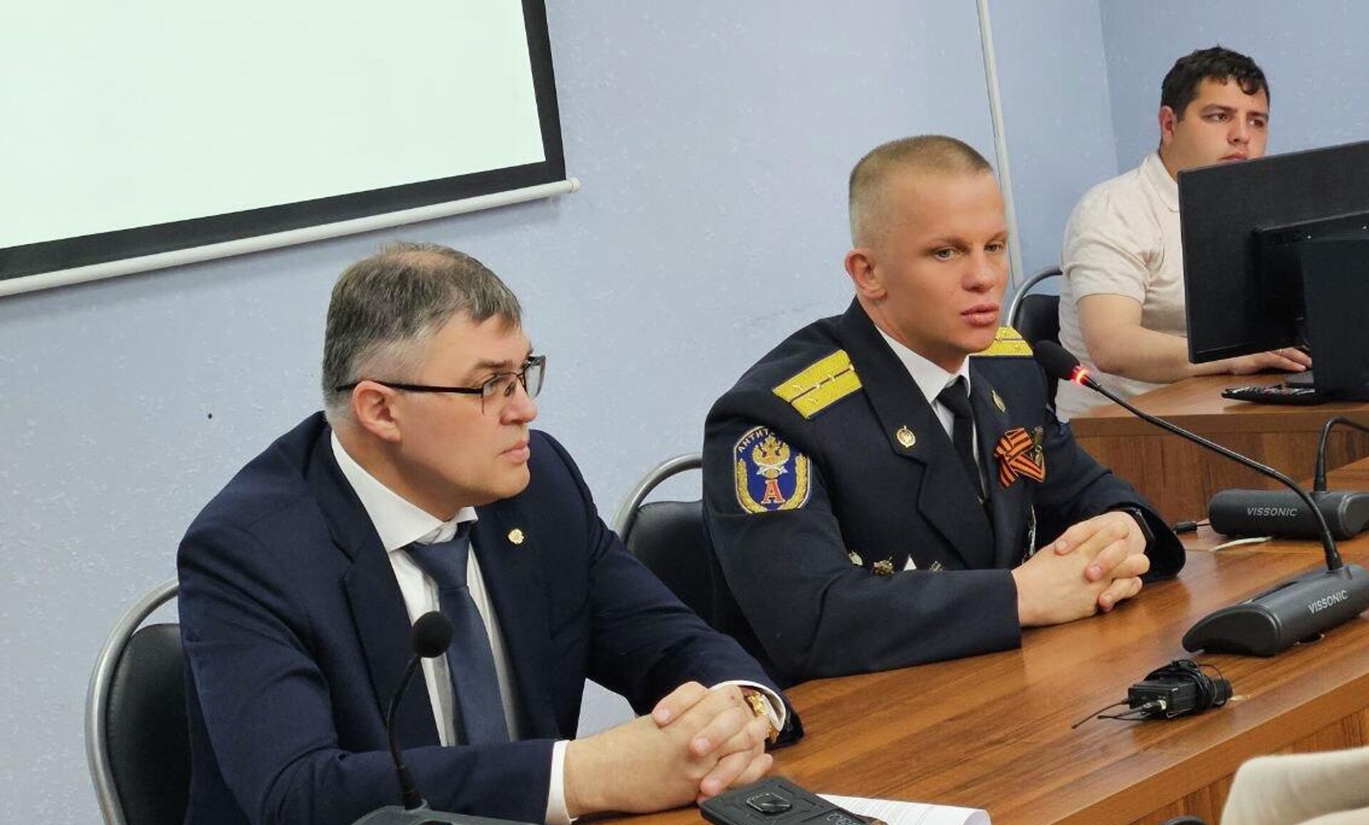 Встреча студентов ЮОГУ с директором спортивно-патриотического клуба Ярополк Ильей Шадриковым - Sputnik Южная Осетия, 1920, 18.05.2026