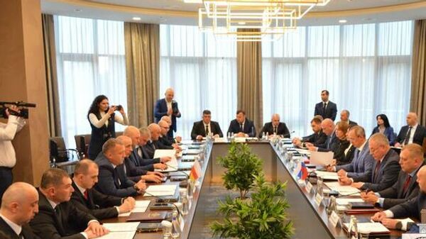 Заседание двустороннего комитета МВД России и МВД Южной Осетии во Владикавказе - Sputnik Южная Осетия