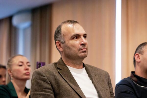 Сессия по сотрудничеству между туристической компанией Твой Кавказ и сети туристических агентств Розовый слон - Sputnik Южная Осетия