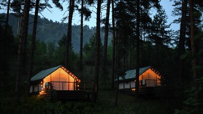 Глэмпинг. Архивное фото