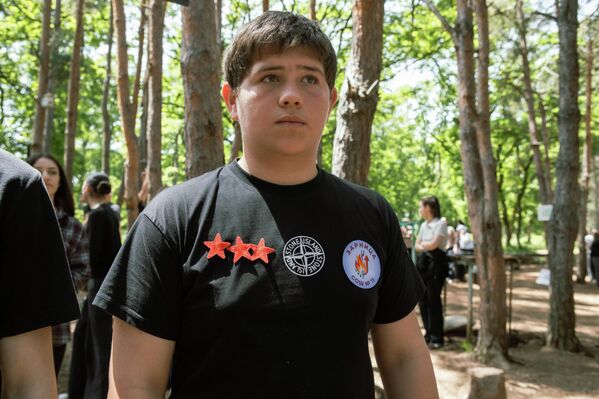 Военно-спортивная игра Зарница в Цхинвале Военно-спортивная игра Зарница в Цхинвале - Sputnik Южная Осетия