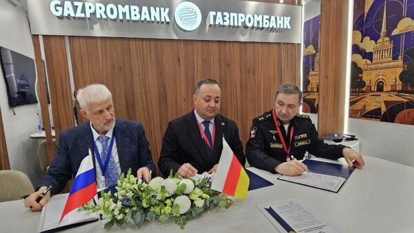Соглашение о комплексной реабилитации ветеранов СВО в Южной Осетии подписано на ПМЭФ - Sputnik Южная Осетия