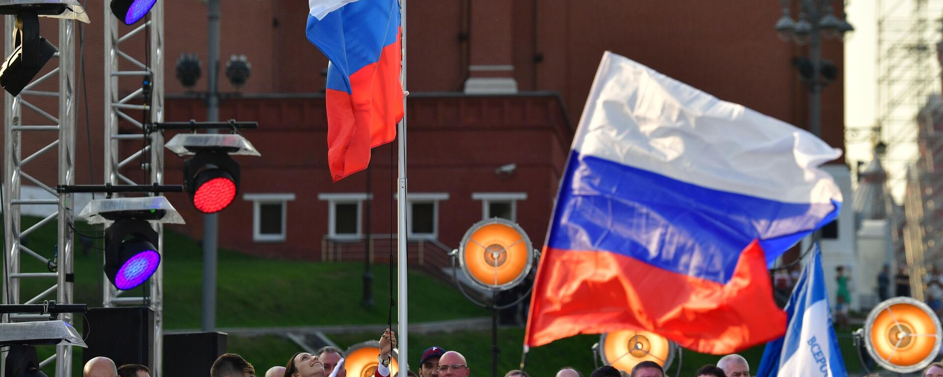 Торжественная встреча олимпийцев на Красной площади - Sputnik Южная Осетия, 1920, 07.06.2026