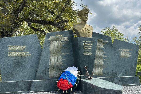В селах Южной Осетии открыли отреставрированные памятники героям ВОВ В селах Южной Осетии открыли отреставрированные памятники героям ВОВ - Sputnik Южная Осетия