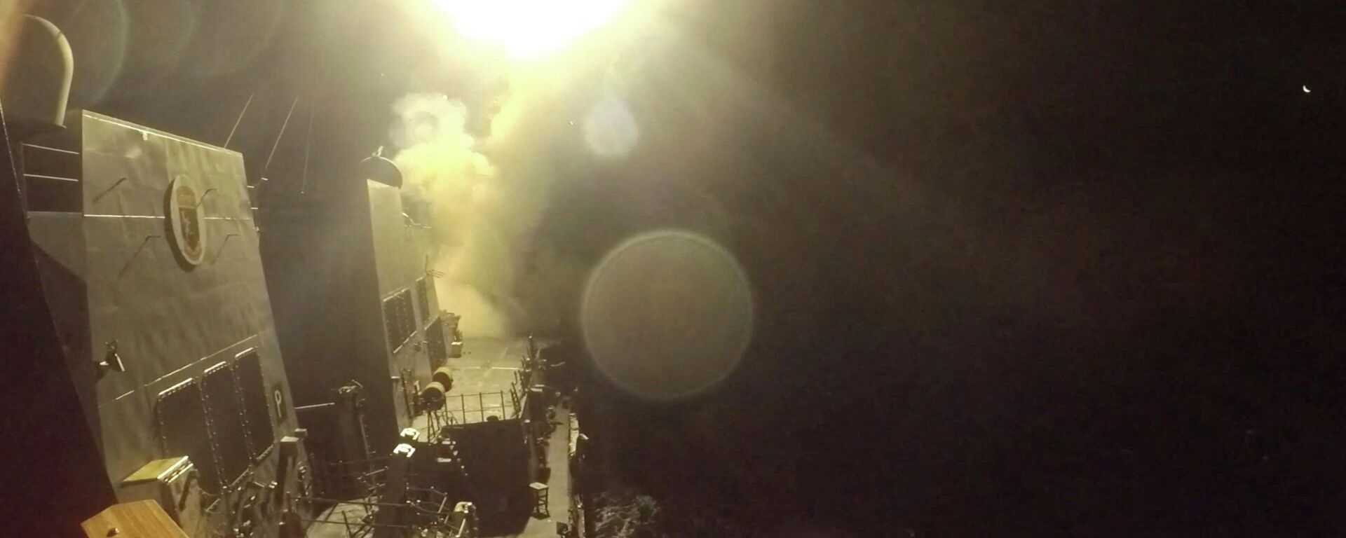 Эсминец USS Michael Murphy запускает крылатые ракеты Tomahawk по целям в Иране - Sputnik Южная Осетия, 1920, 11.06.2026