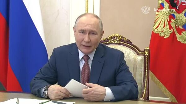 Враг не может сдержать натиск и переходит к террористическим методам: российская армия продвигается по всем направлениям СВО, заявил Путин - Sputnik Южная Осетия