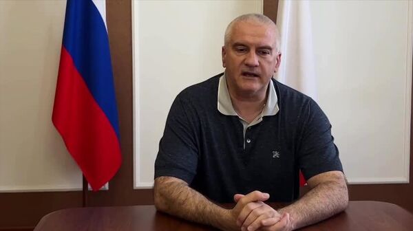 В Крыму прекратили продажу топлива на заправках, сообщил глава республики Сергей Аксенов - Sputnik Южная Осетия