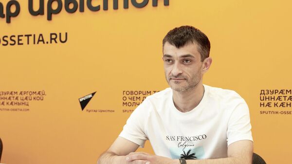 Балет в Южной Осетии: балетмейстер Эдуард Каджаев рассказал о планах работы в республике - Sputnik Южная Осетия