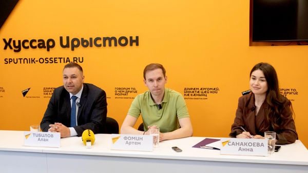 Алан Тибилов и Артем Фомин  - Sputnik Хуссар Ирыстон