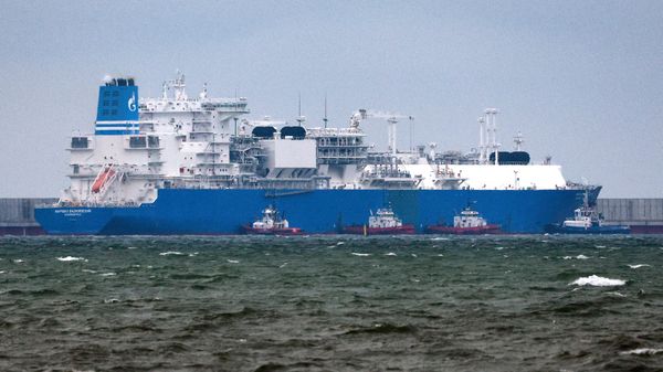 Газовоз Маршал Василевский у берегов Калининграда - Sputnik Южная Осетия