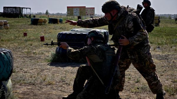 Занятия по огневой подготовке военнослужащих российской базы в Южной Осетии   - Sputnik Южная Осетия