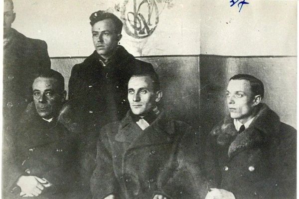 ФСБ опубликовала рассекреченные документы о Волынской резне и ликвидации Дмитрия Клячкивского — одного из инициаторов массовых убийств поляков - Sputnik Южная Осетия