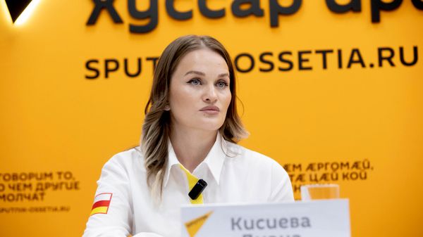 Диана Кисиева на пресс-конференции в Sputnik - Sputnik Южная Осетия