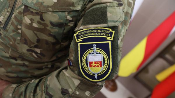 Хуссар Иры Паддзахадон хъахъхъӕнынады службӕйы сыстын кодтой фӕдисы - Sputnik Хуссар Ирыстон