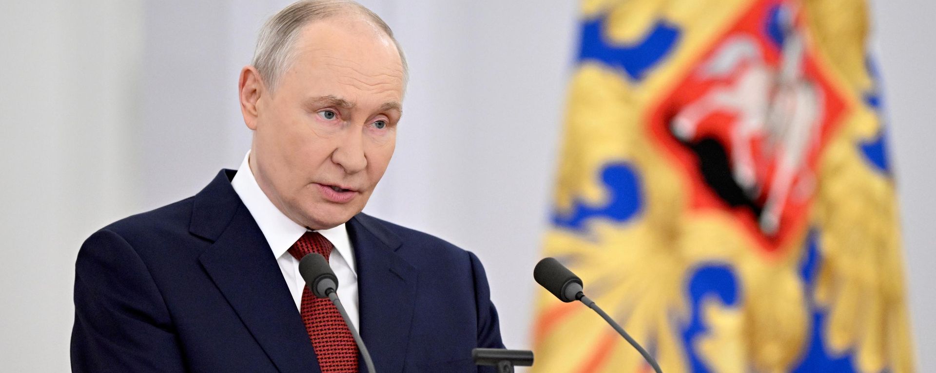 Встреча президента Владимира Путина с депутатами Госдумы РФ восьмого созыва - Sputnik Южная Осетия, 1920, 27.07.2026