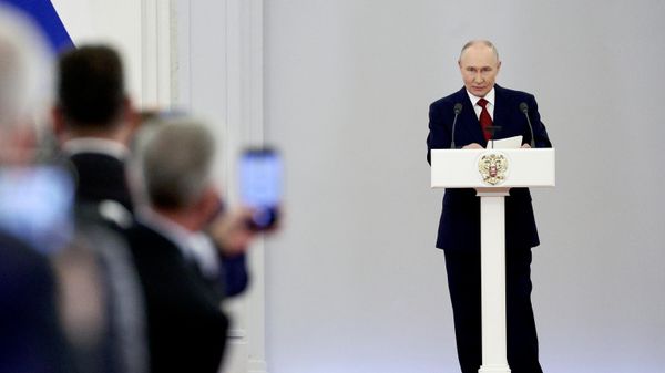 Встреча президента Владимира Путина с депутатами Госдумы РФ восьмого созыва - Sputnik Южная Осетия