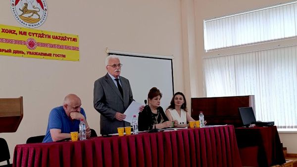 Парти Иудзинад раразмӕ кодта йӕ лидеры кандидатурӕ Хуссар Иры президенты бынатмӕ - Sputnik Хуссар Ирыстон