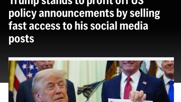А что так дешево? Трамп решил продавать быстрый доступ к своим постам за $100 тыс - Sputnik Южная Осетия