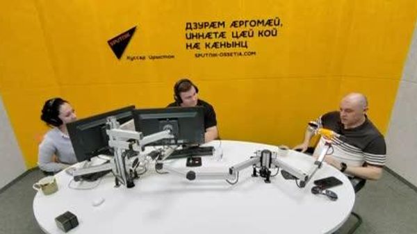 Мой самый близкий друг: Алан Касоев о памяти отца, творчестве и Лицее искусств - Sputnik Южная Осетия