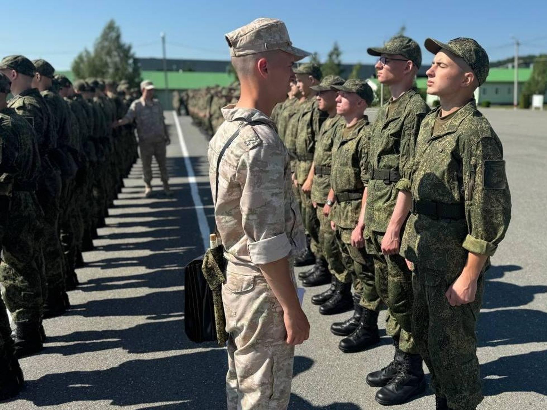 Новобранцы российской военной базы в Южной Осетии принимают военную присягу  - Sputnik Южная Осетия, 1920, 05.08.2026