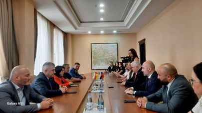В парламенте прошла встреча с делегацией Государственной Думы России