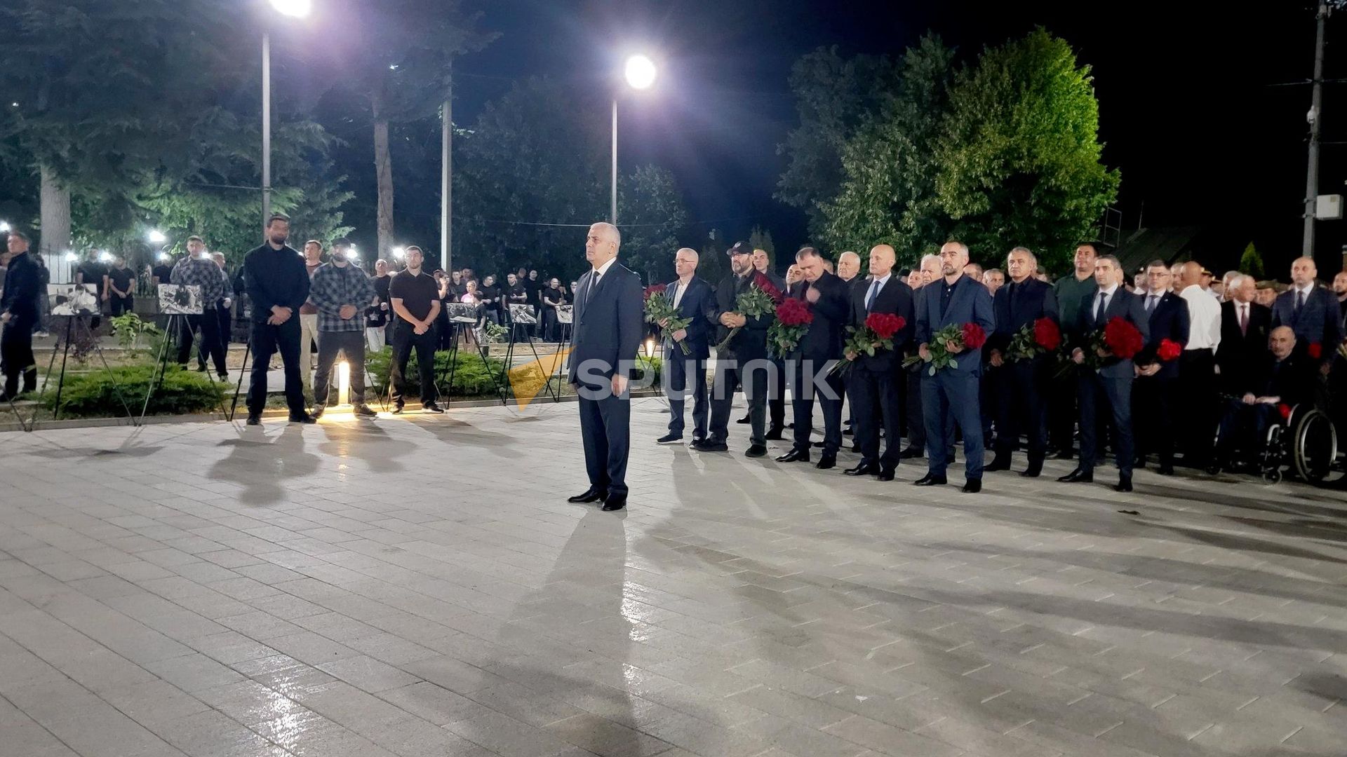 Траурное мероприятие у мемориального комплекса Защитникам Южной Осетии в Цхинвале - Sputnik Южная Осетия, 1920, 07.08.2026