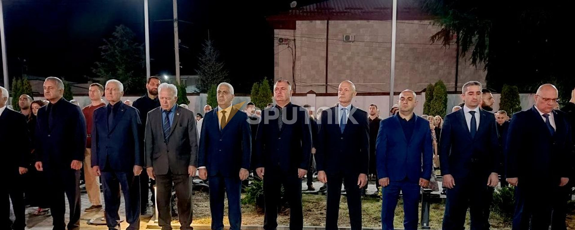 Траурное мероприятие у мемориального комплекса Защитникам Южной Осетии в Цхинвале - Sputnik Южная Осетия, 1920, 07.08.2026