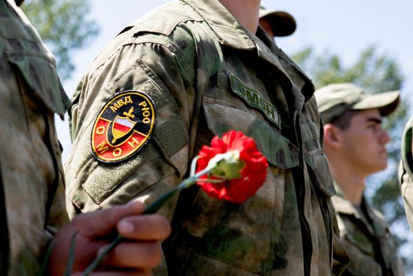 В Южной Осетии почтили память бойцов ОМОН, погибших при защите Цхинвала - Sputnik Южная Осетия