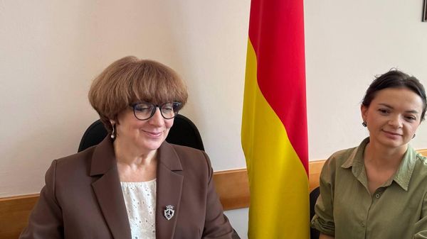 Уполномоченный по правам ребенка в Южной Осетии Аэлита Джиоева - Sputnik Южная Осетия