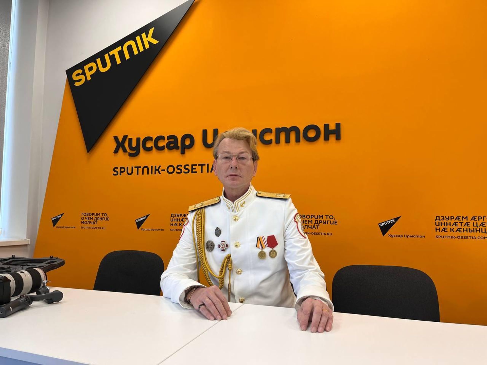 Художественный руководитель ансамбля имени Александрова Борис Борейко - Sputnik Южная Осетия, 1920, 19.08.2026