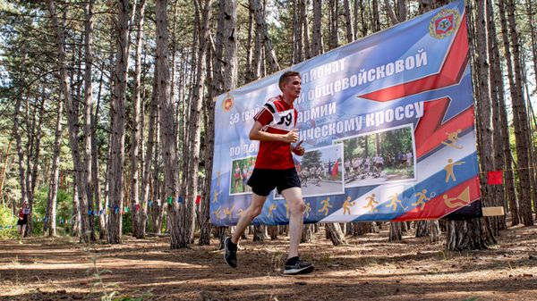 Чемпионат 58-й гвардейской общевойсковой армии по легкоатлетическому кроссу - Sputnik Южная Осетия