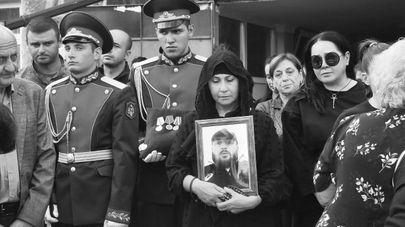 В Цхинвале проводили в последний путь участника СВО Азамата Бекоева
