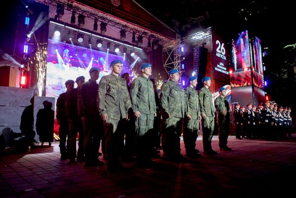 Концерт в Цхинвале в честь дня признания независимости Южной Осетии Концерт в Цхинвале в честь дня признания независимости Южной Осетии - Sputnik Южная Осетия